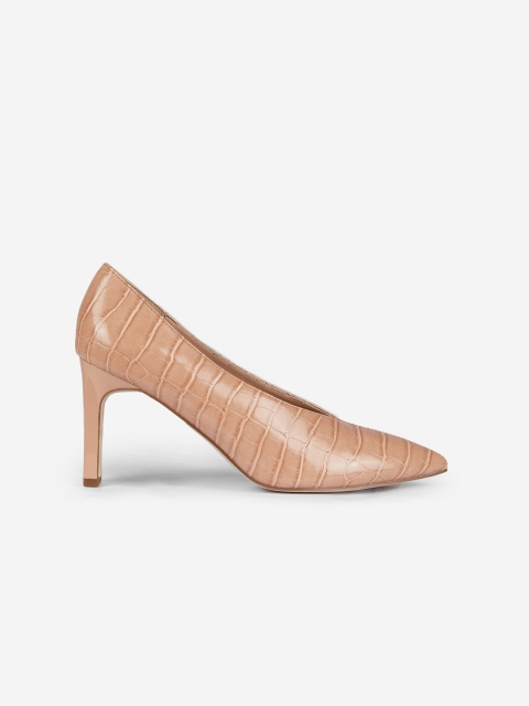 

DOROTHY PERKINS Women Peach-Coloured Croc Textured Pumps
