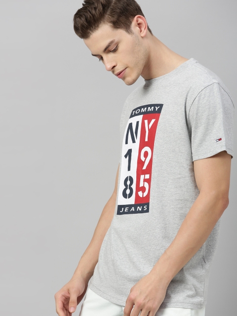 

Tommy Hilfiger Men Grey Printed Round Neck Pure Cotton T-shirt