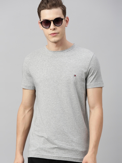 

Tommy Hilfiger Men Grey Melange Slim Fit Solid Round Neck T-shirt