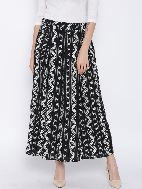 

Sera Black & Off-White Printed Palazzo Trousers
