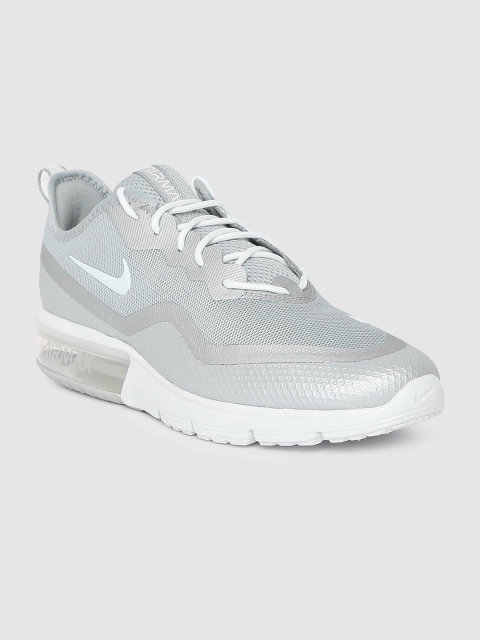 

Nike Men White AIR MAX SEQUENT 4.5 Sneakers