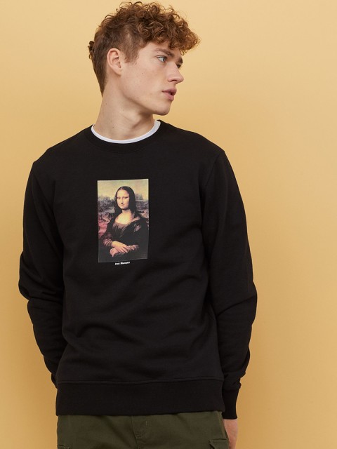 

H&M Men Black Sweatshirt with a motif