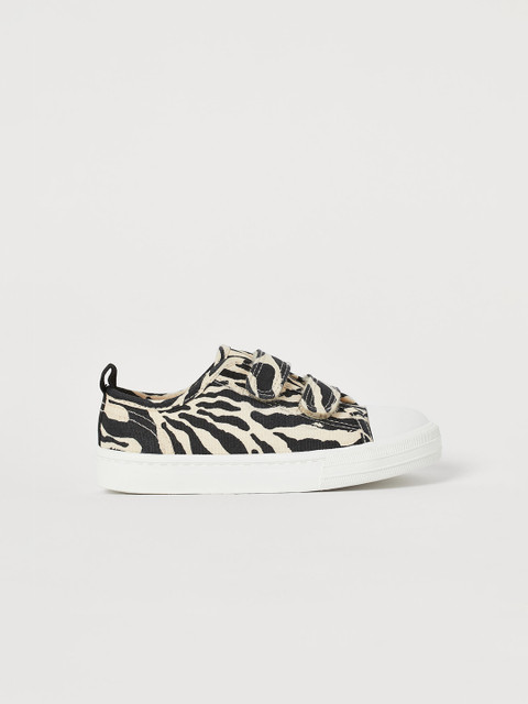 

H&M Girls Beige & Black Patterned trainers