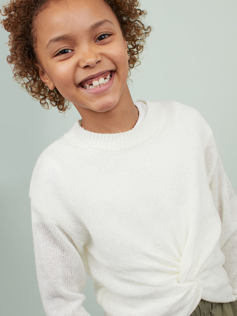 

H&M Girls White Knitted Jumper