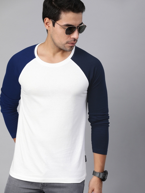 

Roadster Men White & Blue Solid Round Neck T-shirt