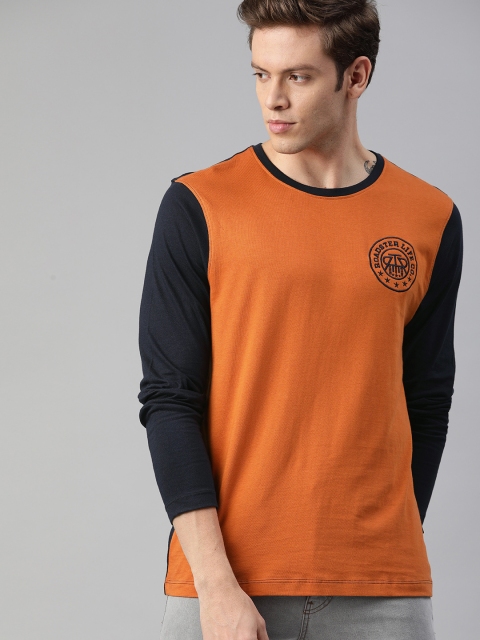 

Roadster Men Orange Solid Round Neck T-shirt