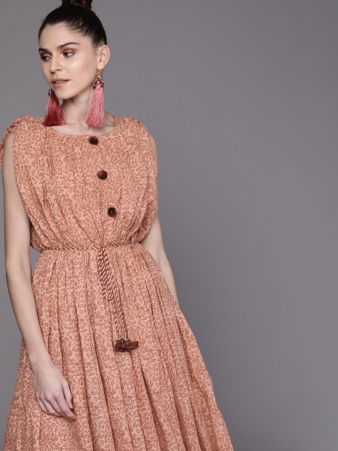 

AKS Couture Women Peach-Coloured & Brown Printed Maxi Dress