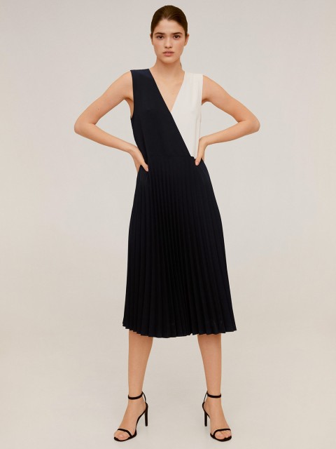 

MANGO Women Black Colourblocked Accordion Pleated A-Line Dress