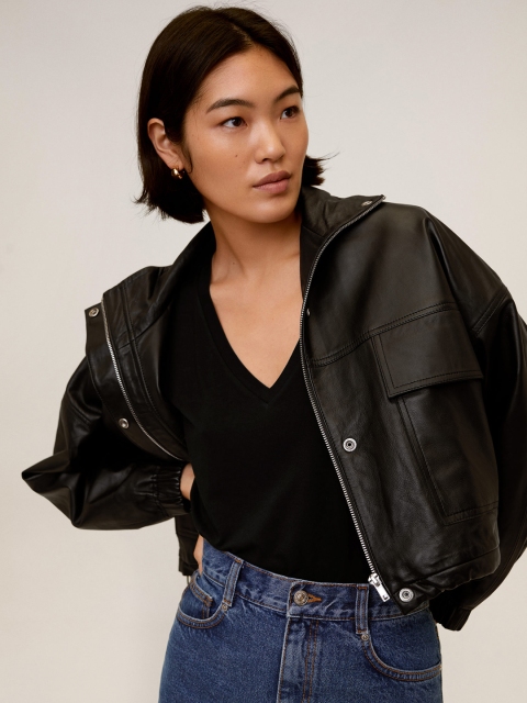 

MANGO Women Black Solid V-Neck Drop-Shoulder T-Sustainable Shirt