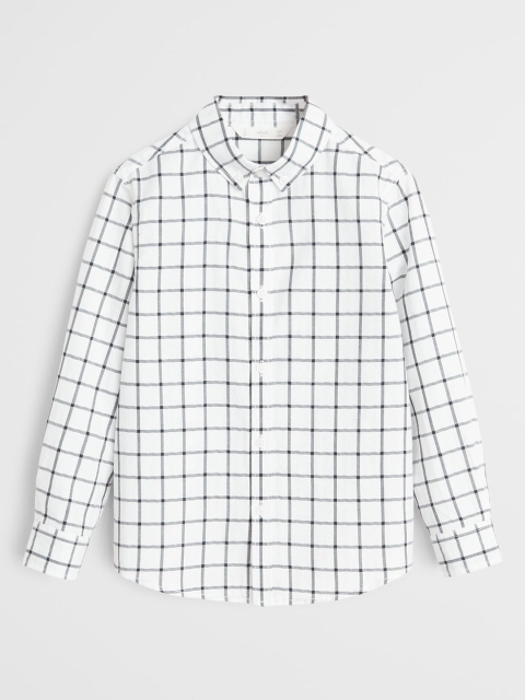 

Mango Kids Boys White & Black Regular Fit Checked Casual Shirt