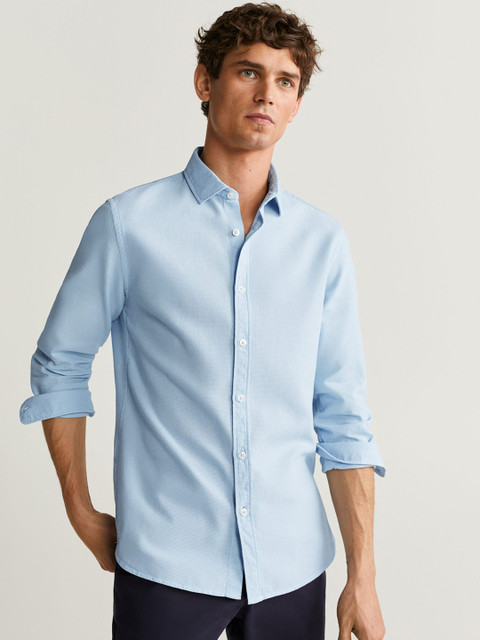 

MANGO MAN Blue Slim Fit Self-Design Casual Shirt