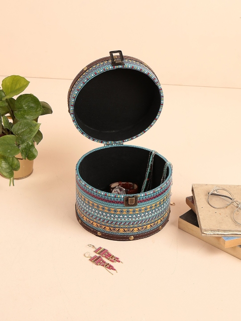 

Chumbak Blue & Yellow Printed Sun Face Storage Box