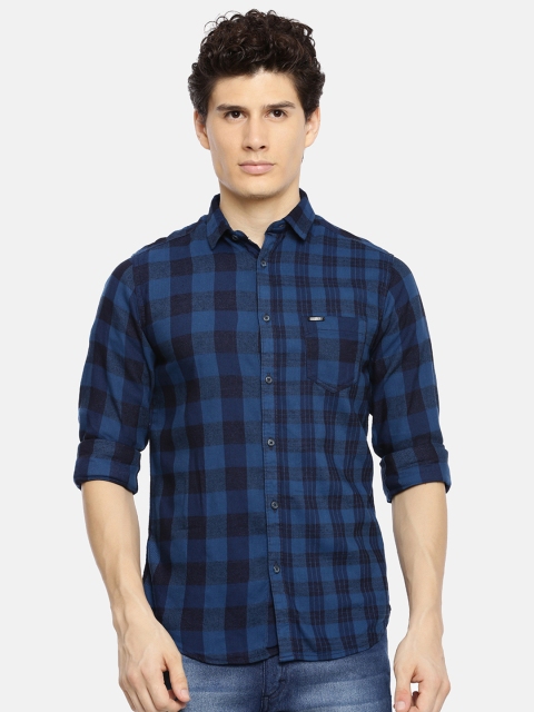

The Indian Garage Co Men Navy Blue Slim Fit Checked Casual Shirt