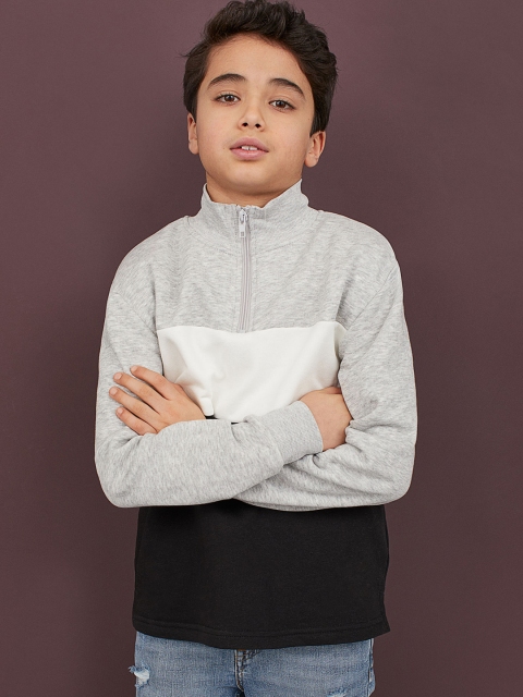 

H&M Boys Grey & Black Block-Coloured Sweatshirt