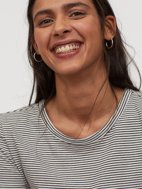 

H&M Women Black & White Jersey Top