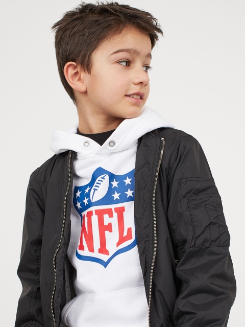 

H&M Boys Black Solid Nylon Bomber Jacket