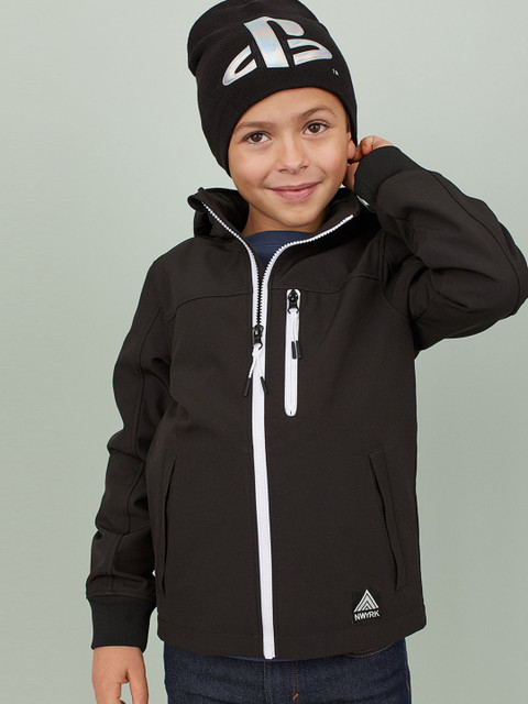 

H&M Boys Black Solid Softshell Jacket