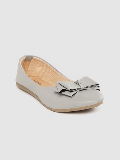 

Myra Women Grey Solid Bow Detail Ballerinas