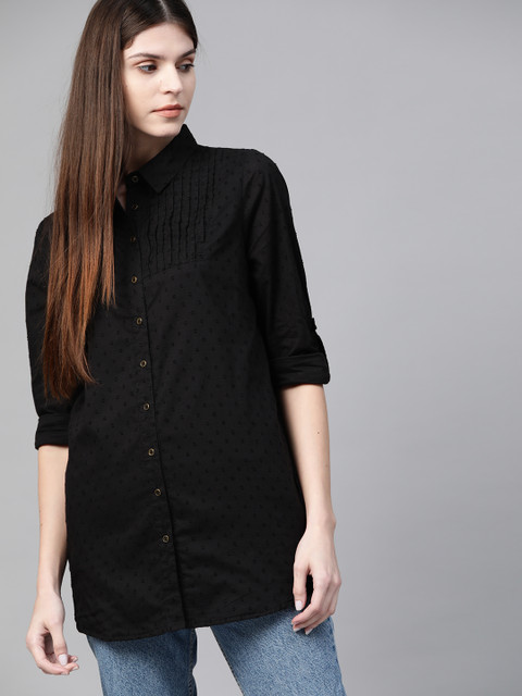 

Roadster Women Black Regular Fit Dobby Weave Longline Casual Shirt