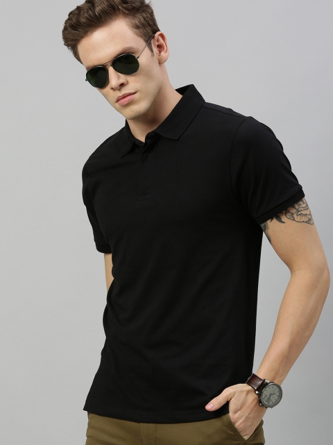 

Roadster Men Black Solid Polo Collar T-shirt