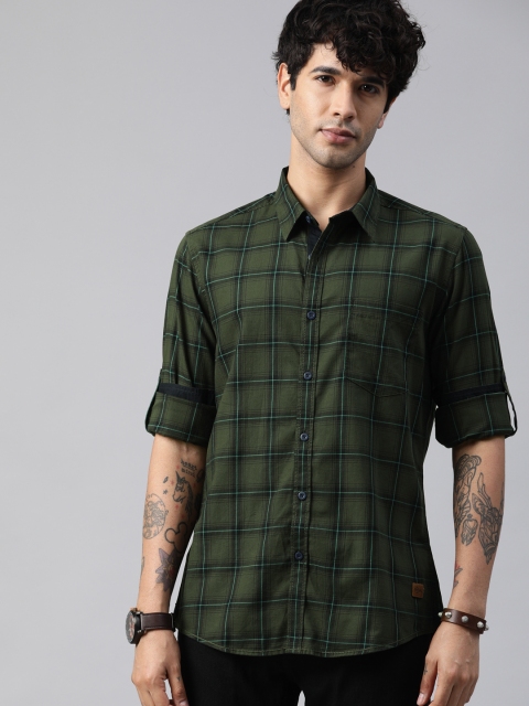 

Roadster Men Olive Green & Blue Regular Fit Checked Casual Shirt