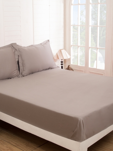 

MASPAR Taupe Solid 300 TC Cotton 1 King Bedsheet with 2 Pillow Covers