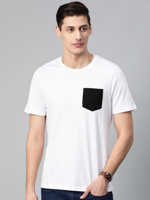 

Mast & Harbour Men White Solid Pocket Detailing Round Neck T-shirt