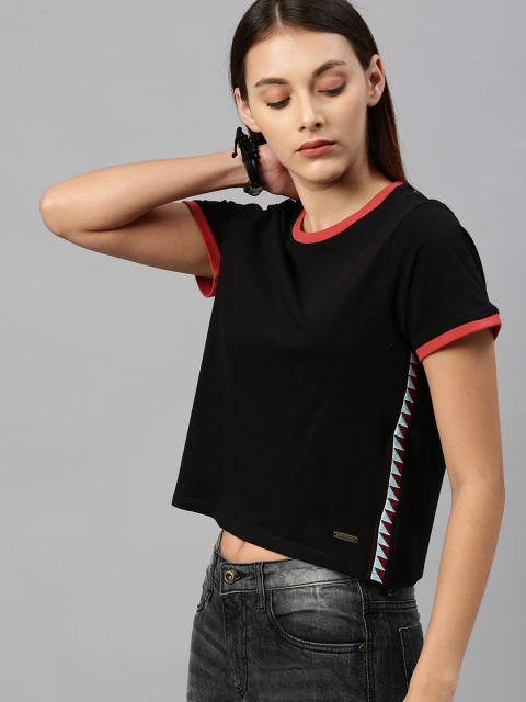 

Roadster Women Black Solid Round Neck Crop Cotton Pure Cotton T-shirt with Side Stripes