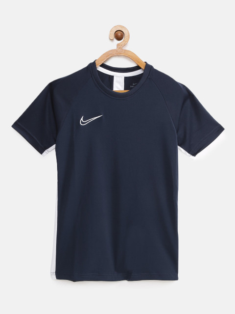 

Nike Boys Blue Solid Round Neck T-shirt