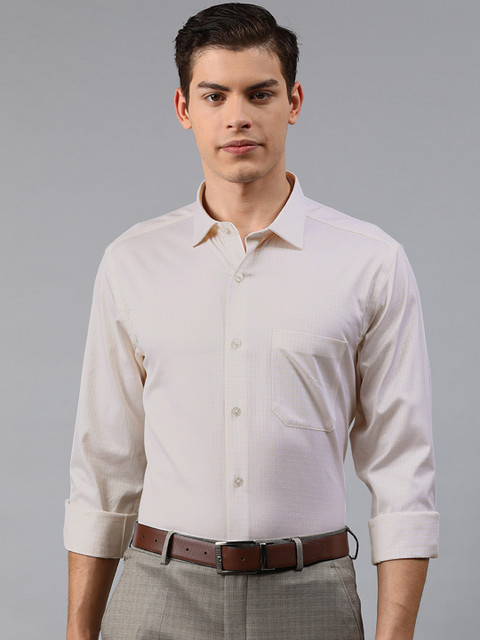 

Louis Philippe Men White & Beige Regular Fit Checked Formal Shirt