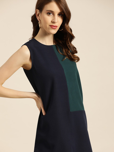 

her by invictus Women Navy Blue & Green Colourblocked Shift Dress