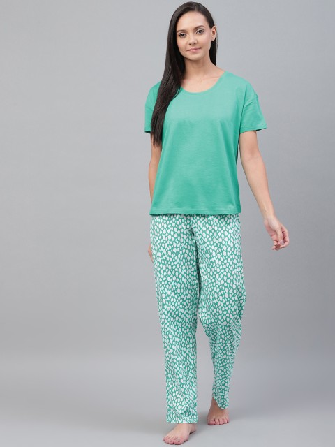 

Marks & Spencer Women Sea Green & White Solid Night Suit