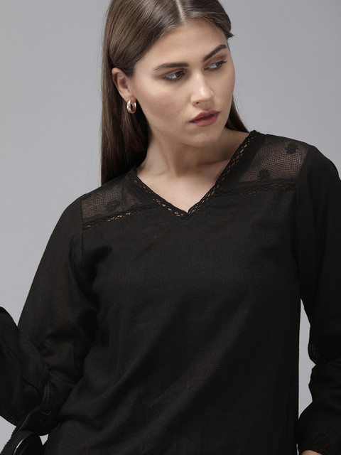 

Roadster Women Black Solid Blouson Top With Lace Detailing