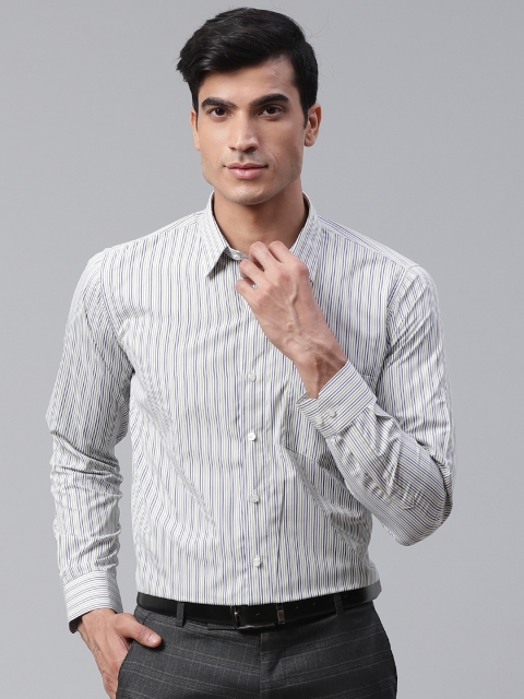 

DENNISON Men White & Navy Blue Smart Slim Fit Striped Formal Shirt