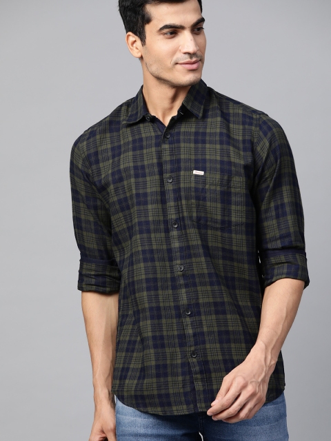 

DENNISON Men Olive Green & Navy Blue Smart Slim Fit Checked Casual Shirt