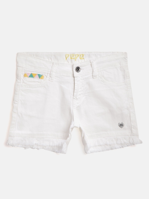 

Pepe Jeans Boys White Solid Regular Fit Denim Shorts