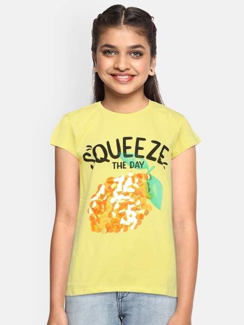 

United Colors of Benetton Girls Yellow Printed Round Neck Pure Cotton T-shirt