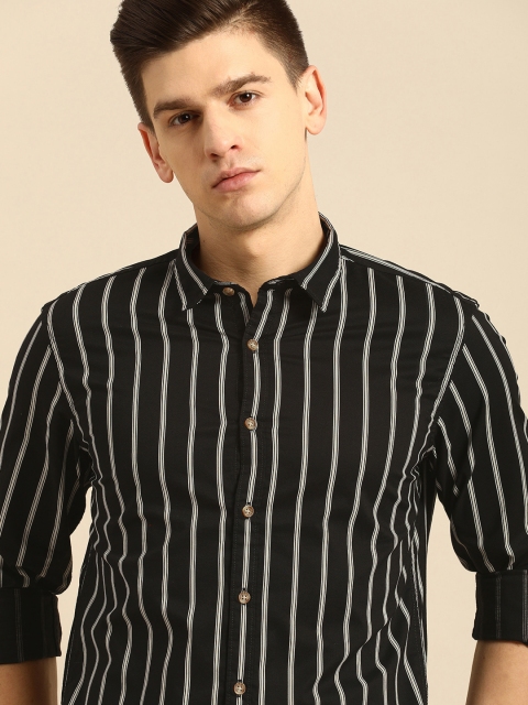 Men Black & White Slim Fit Striped Casual Shirt