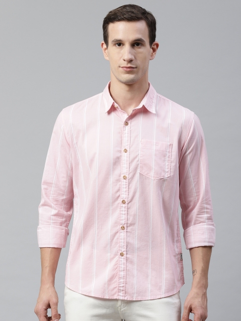 

BEAT LONDON by PEPE JEANS Men Pink & White Slim Fit Striped Casual Shirt