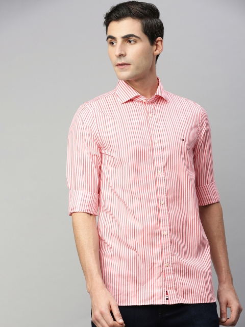

Tommy Hilfiger Men White & Red Slim Fit Striped Casual Shirt