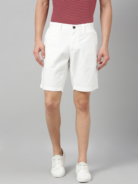

Tommy Hilfiger Men White Solid Regular Fit Regular Shorts
