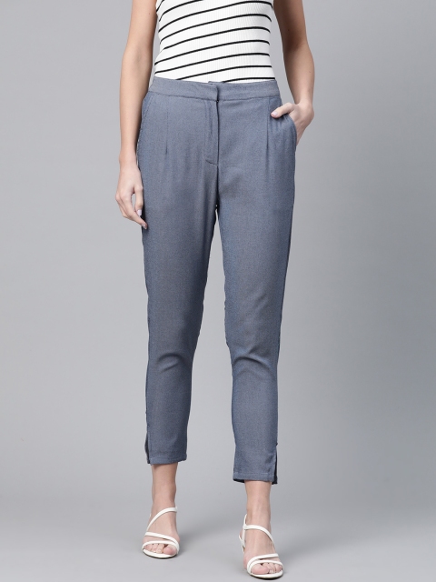 

AKS Women Blue Regular Fit Solid Cropped Trousers