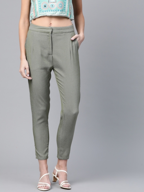 

AKS Women Green Regular Fit Solid Cropped Trousers
