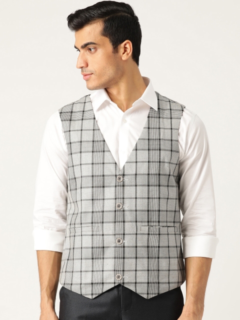 

SOJANYA Men Grey & Black Checked Waistcoat