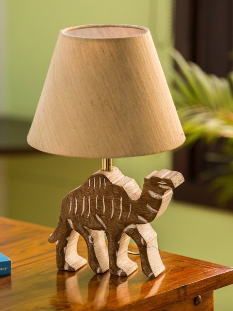 

ExclusiveLane Beige 16 inch Handcarved Mango Wood Table Lamp with Shade