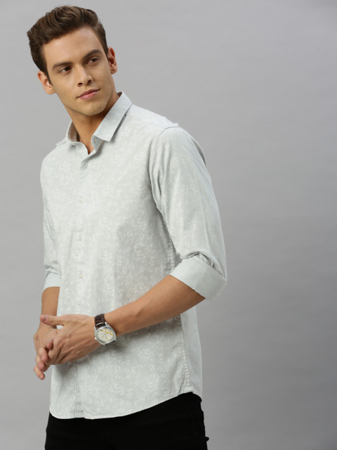

Mast & Harbour Men Grey and White Regular Fit Floral Printed Casual Shirt