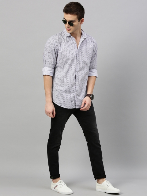 

Mast & Harbour Men White & Black Regular Fit Printed Casual Shirt