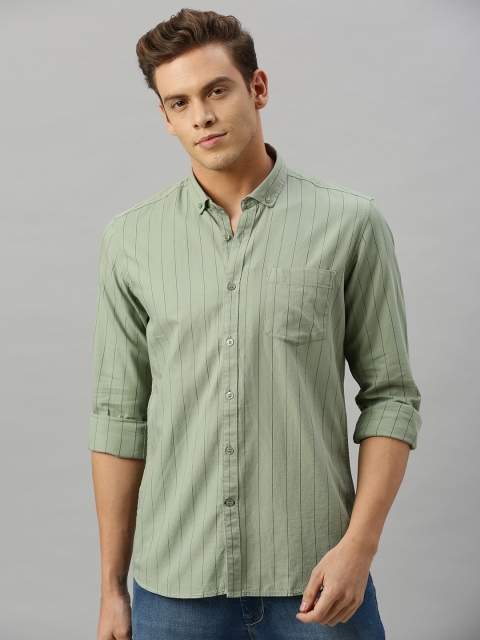 

Mast & Harbour Men Green & Black Regular Fit Self Design Casual Shirt