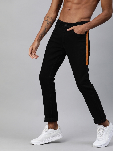 

HERE&NOW Men Black Skinny Fit Mid-Rise Clean Look Stretchable Jeans With Side Stripes