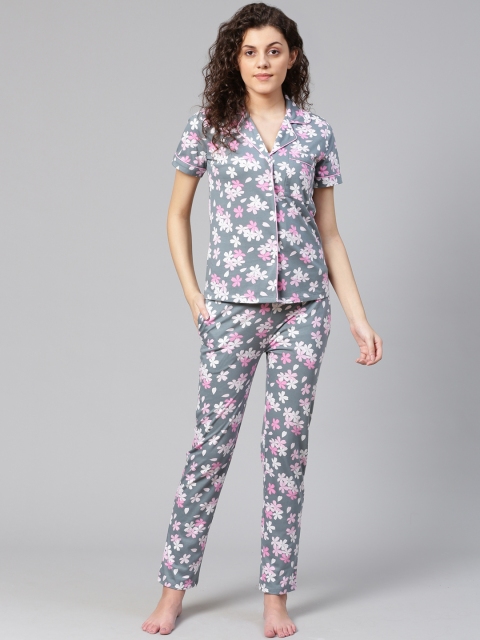 

VividArtsy Women Grey & Pink Printed Night suit